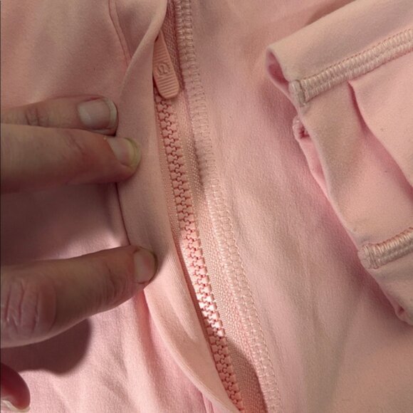 Lululemon Hooded Define Jacket *Nulu Pink size 4 - Picture 5 of 8